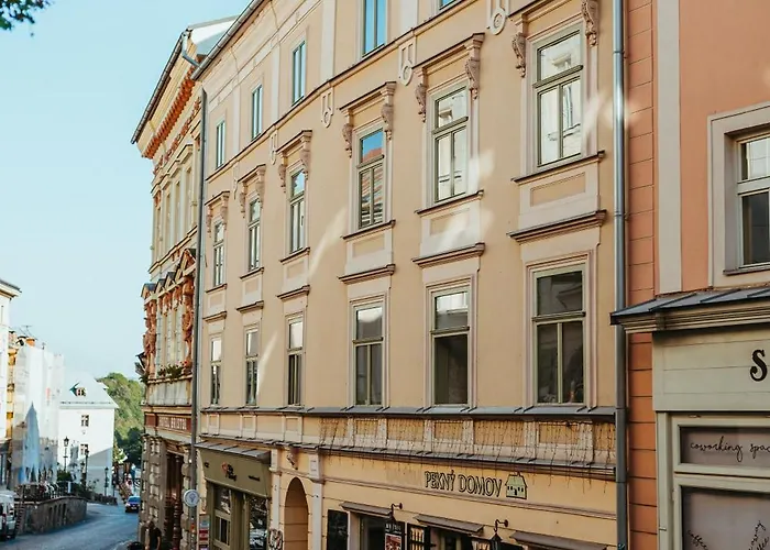 V Jungovom Dome - V Centre Stiavnice Apartman *